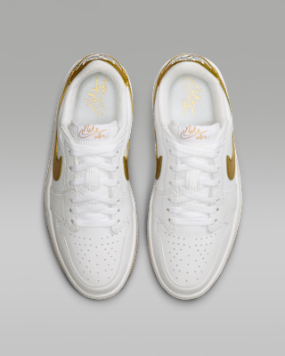 Air Jordan 1 Triple Stack SE Women's Shoes. Nike JP